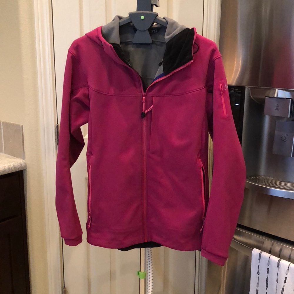 Arc’teryx soft shell XL